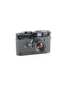 Leica M4 black paint with Leicavit MP