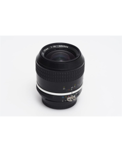 Nikon AI 1.4/35mm Nikkor #406364