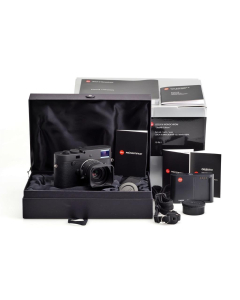 Leica Monochrome (Typ 246) "Stealth Edition Set"